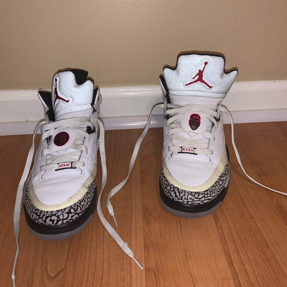 Jordan Son of Mars Low White Cement shoes